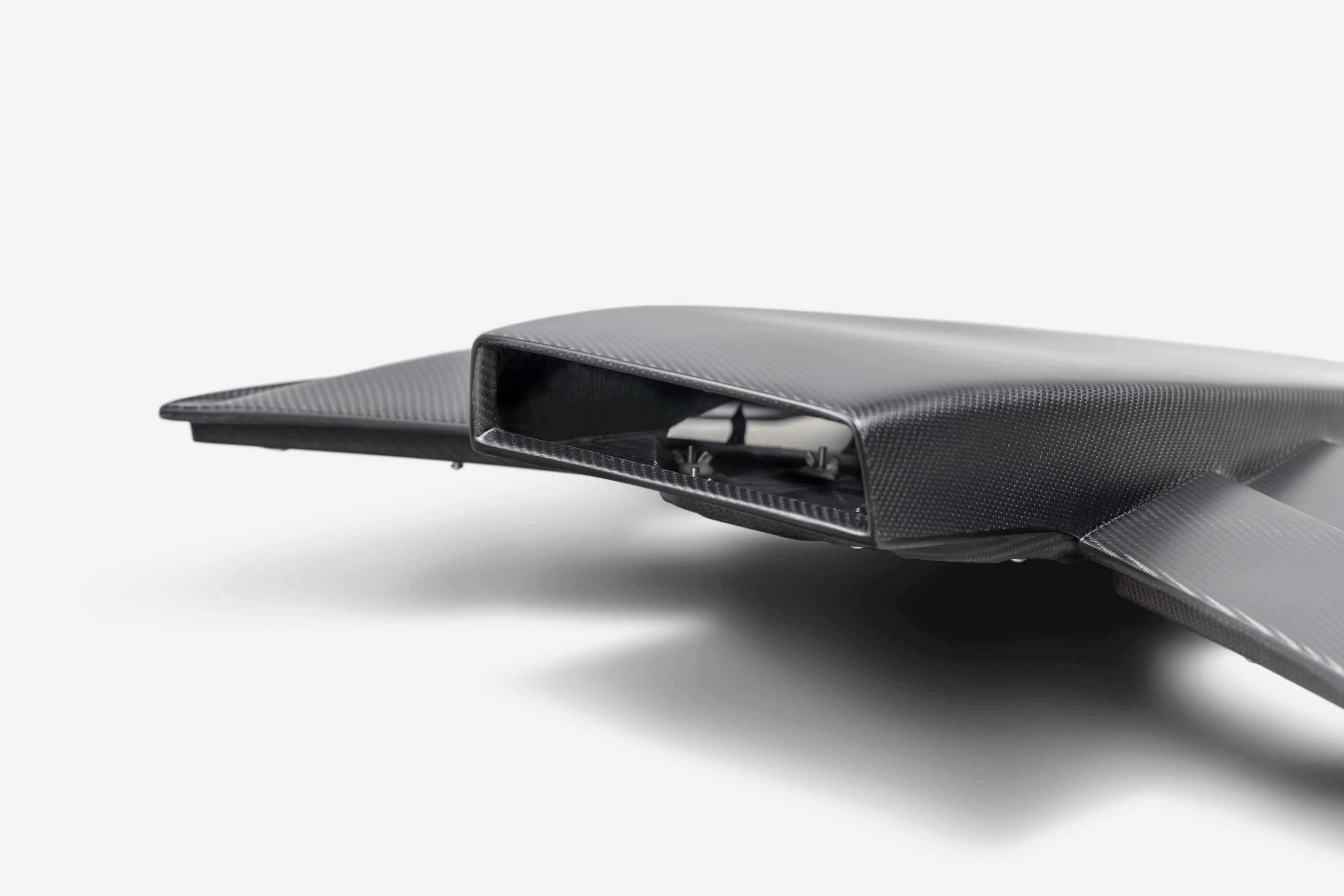 2020-2024 Chevrolet Corvette C8 Dry Carbon Roof Scoop