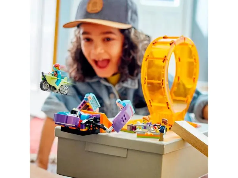 60338 Smashing Chimpanzee Stunt Loop
