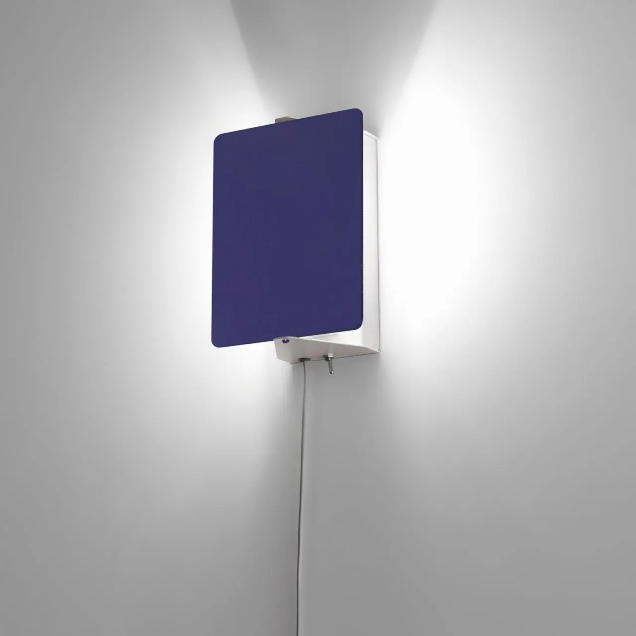 APPLIQUE À VOLET PIVOTANT Wall Lamp