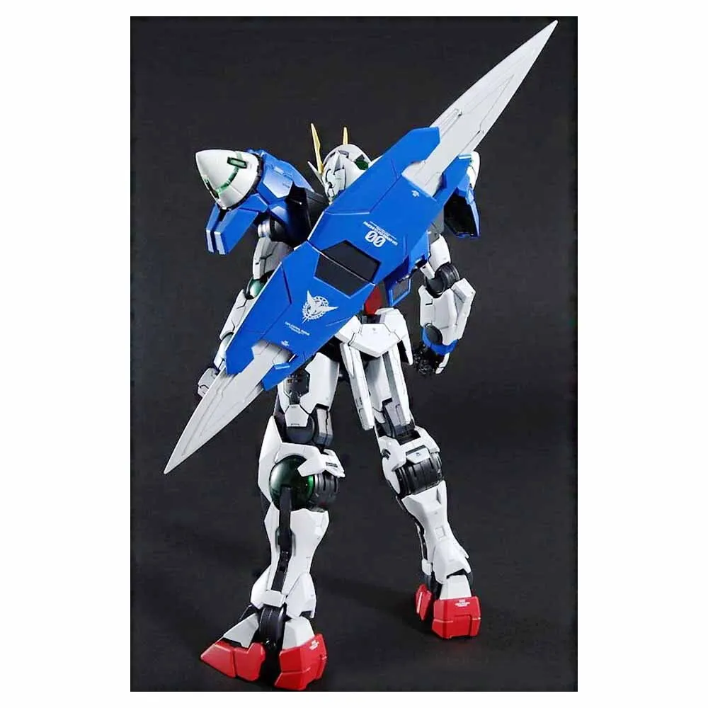 Bandai 5063545 PG 1/60 Raiser Gundam 00