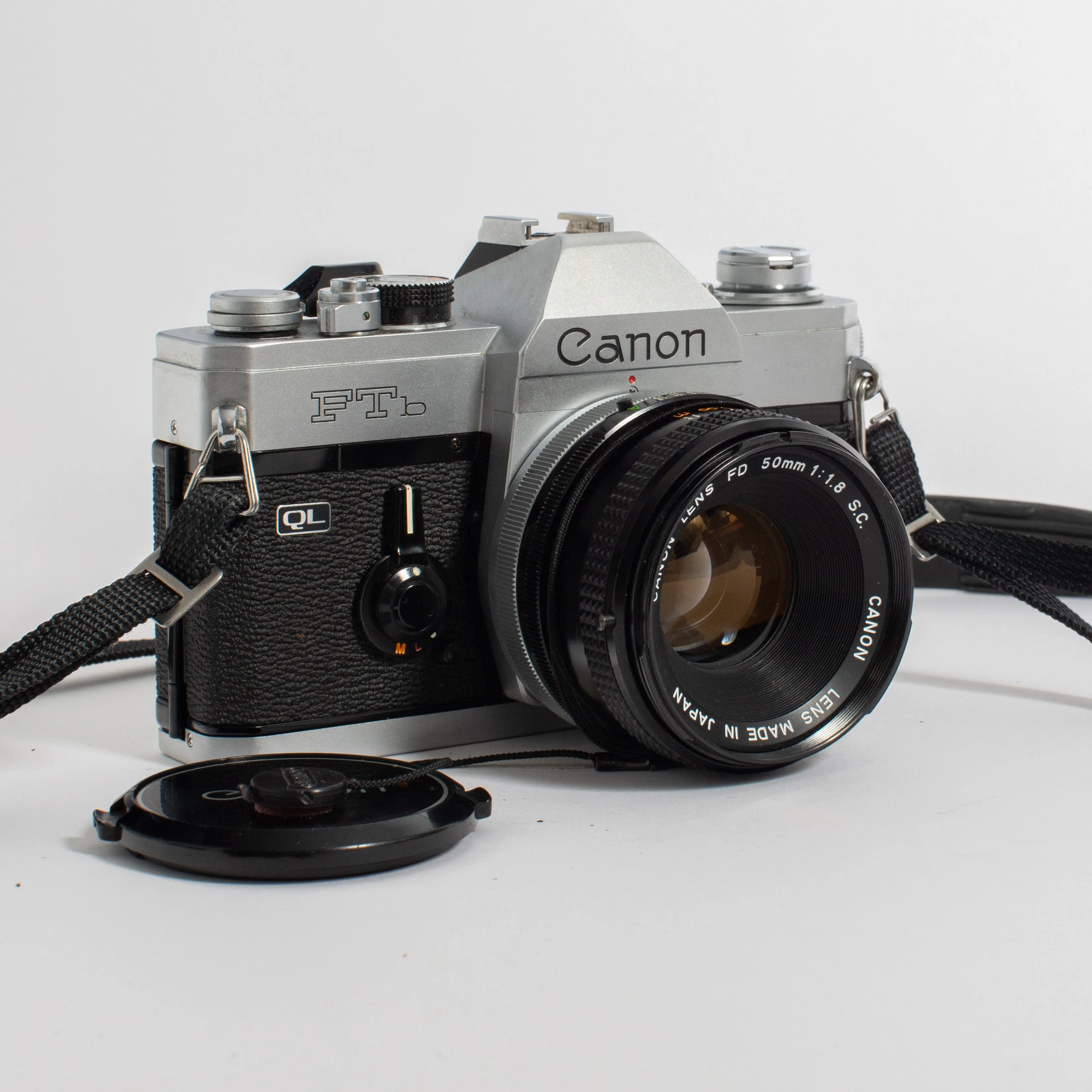 Canon FTb QL w/ FD 50mm f/1.8 S.C. lens