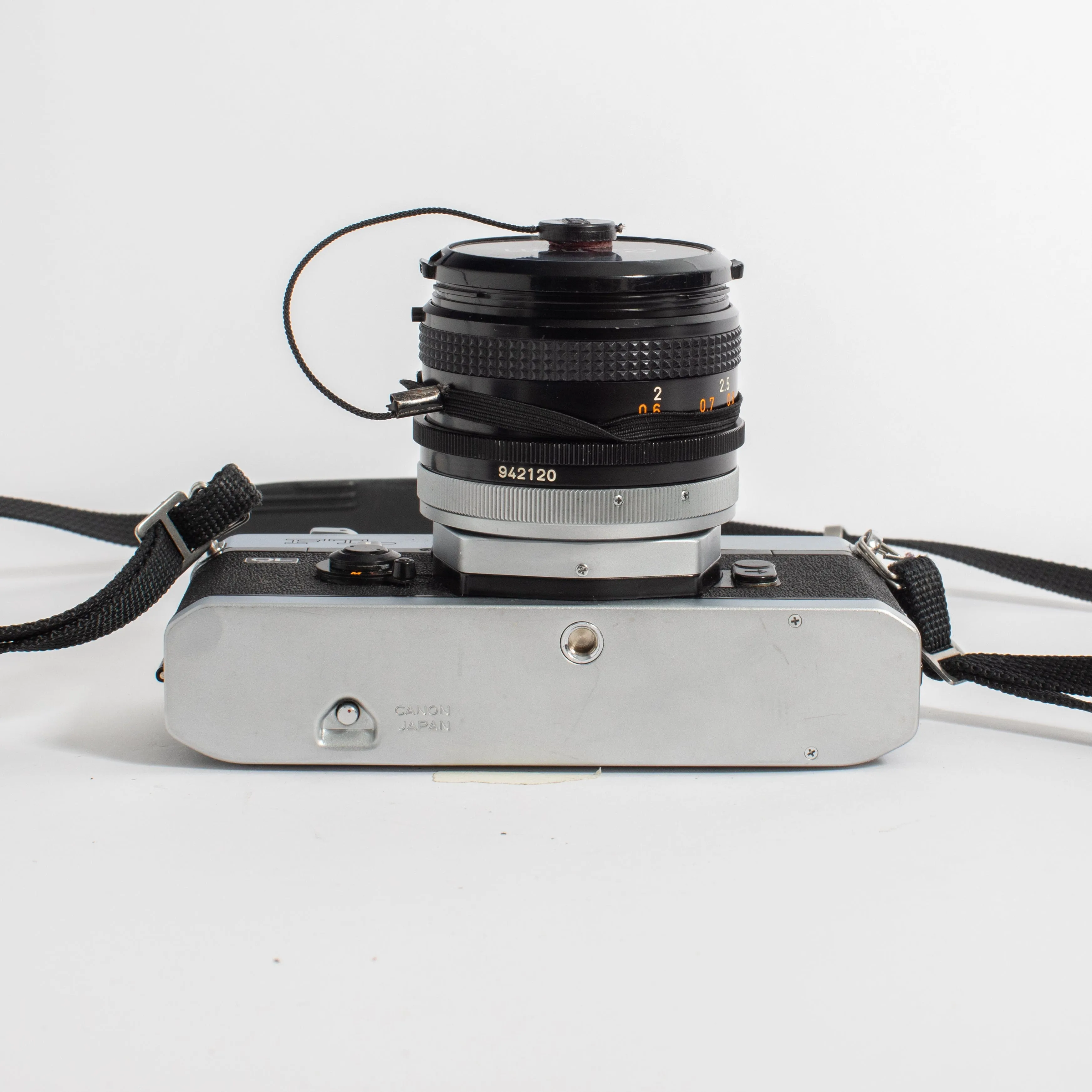 Canon FTb QL w/ FD 50mm f/1.8 S.C. lens