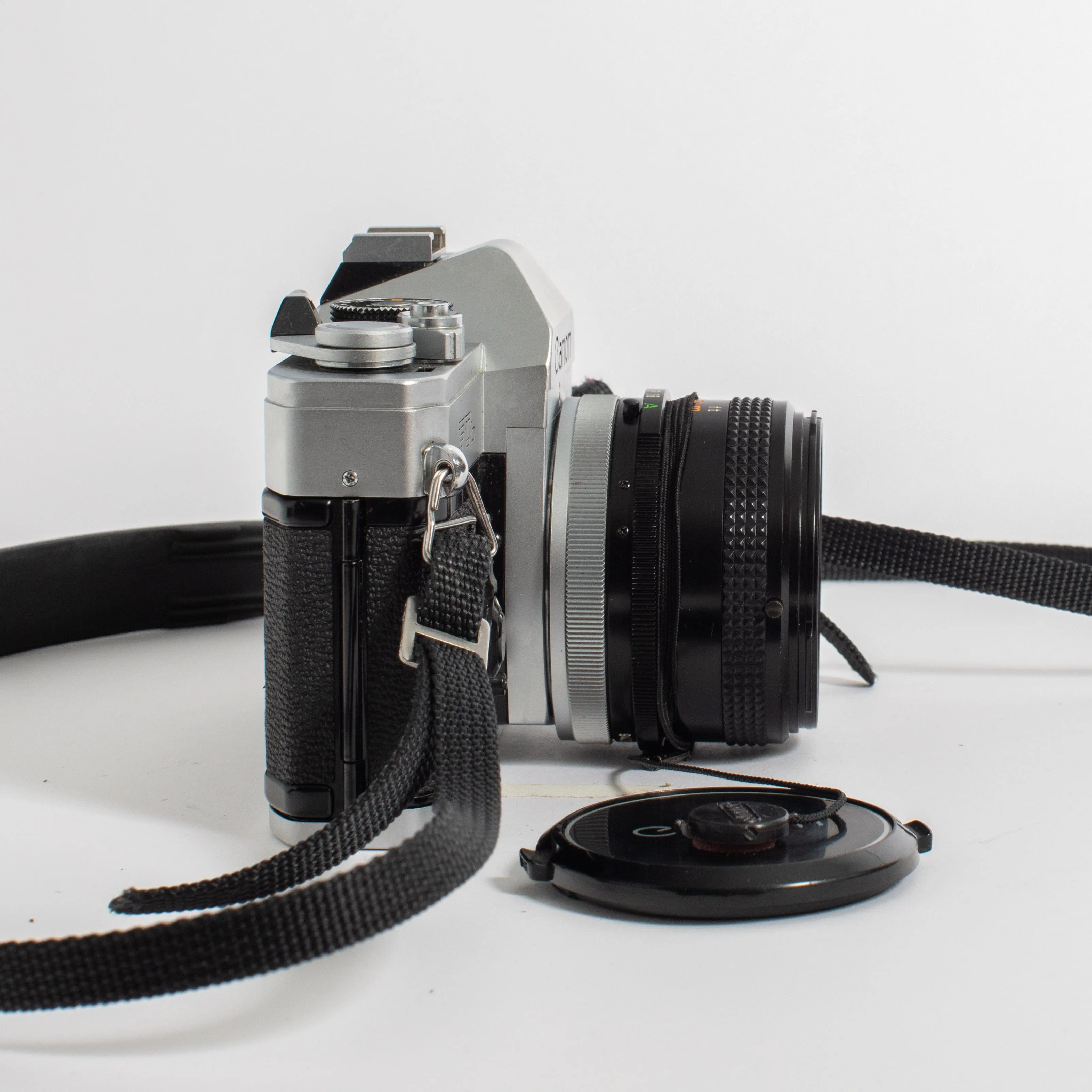 Canon FTb QL w/ FD 50mm f/1.8 S.C. lens