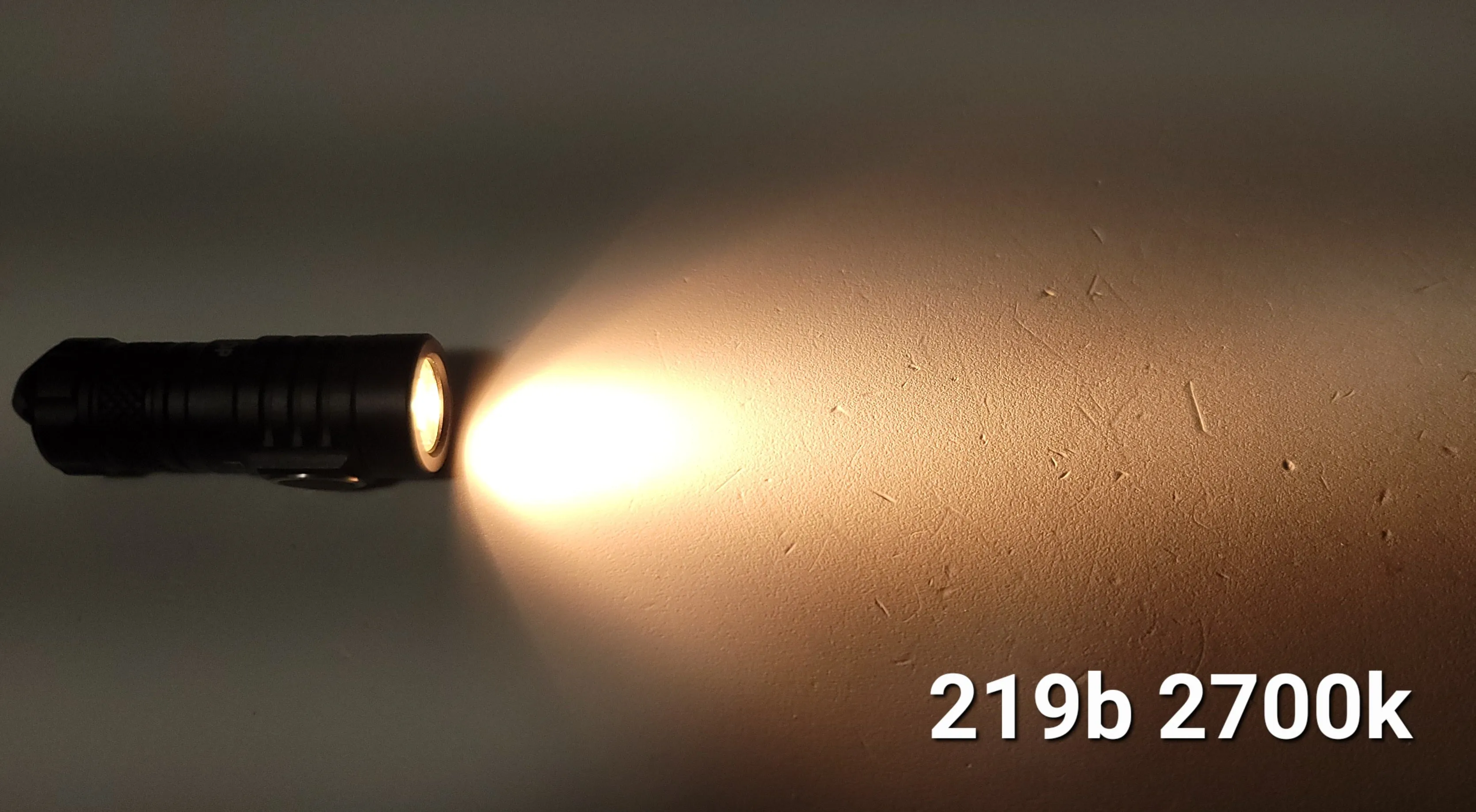 Lumintop Frog 570 Lumens 10180 10440 EDC Flashlight