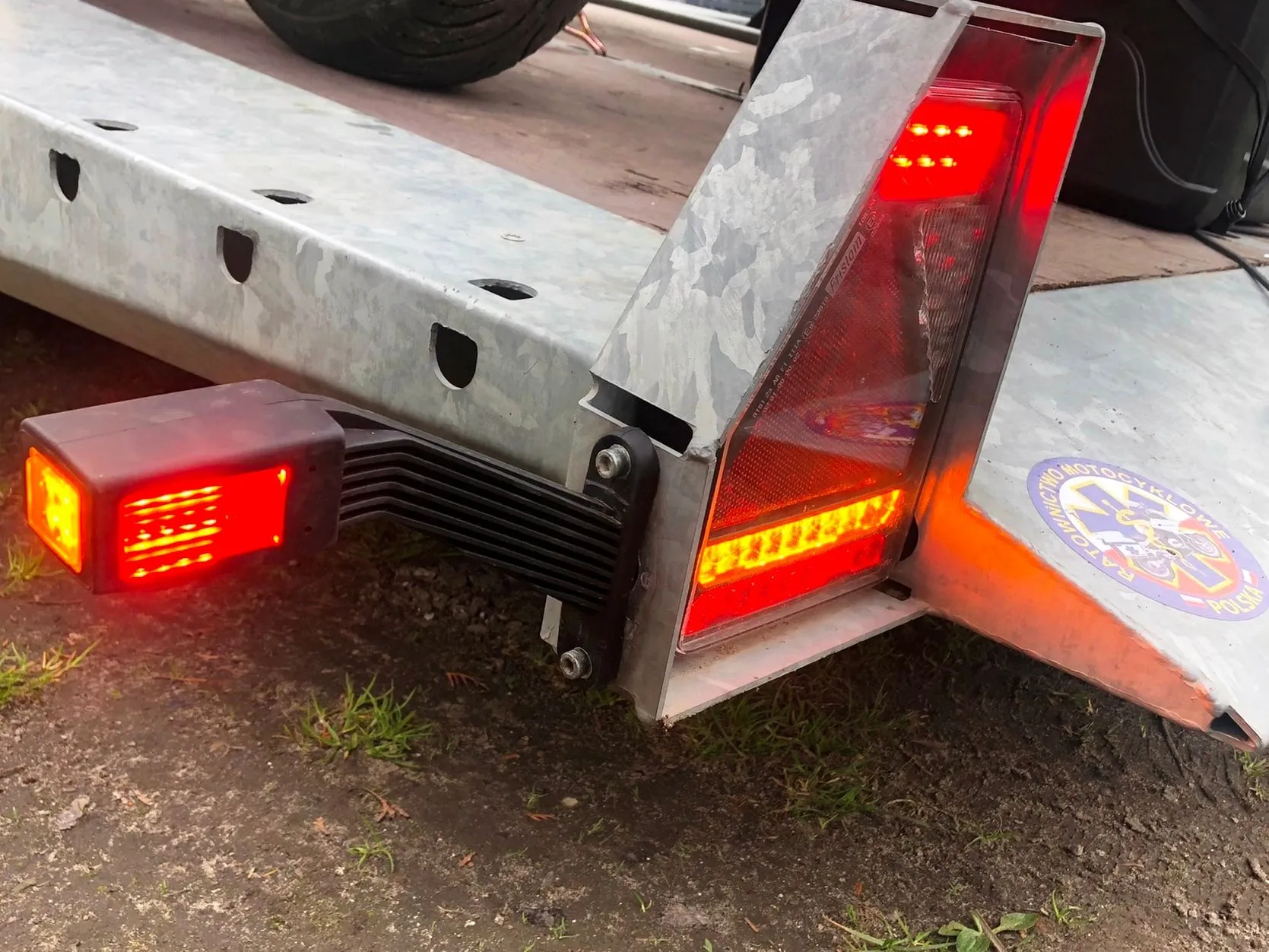Rear 12v Trailer Lamp / 6 Function