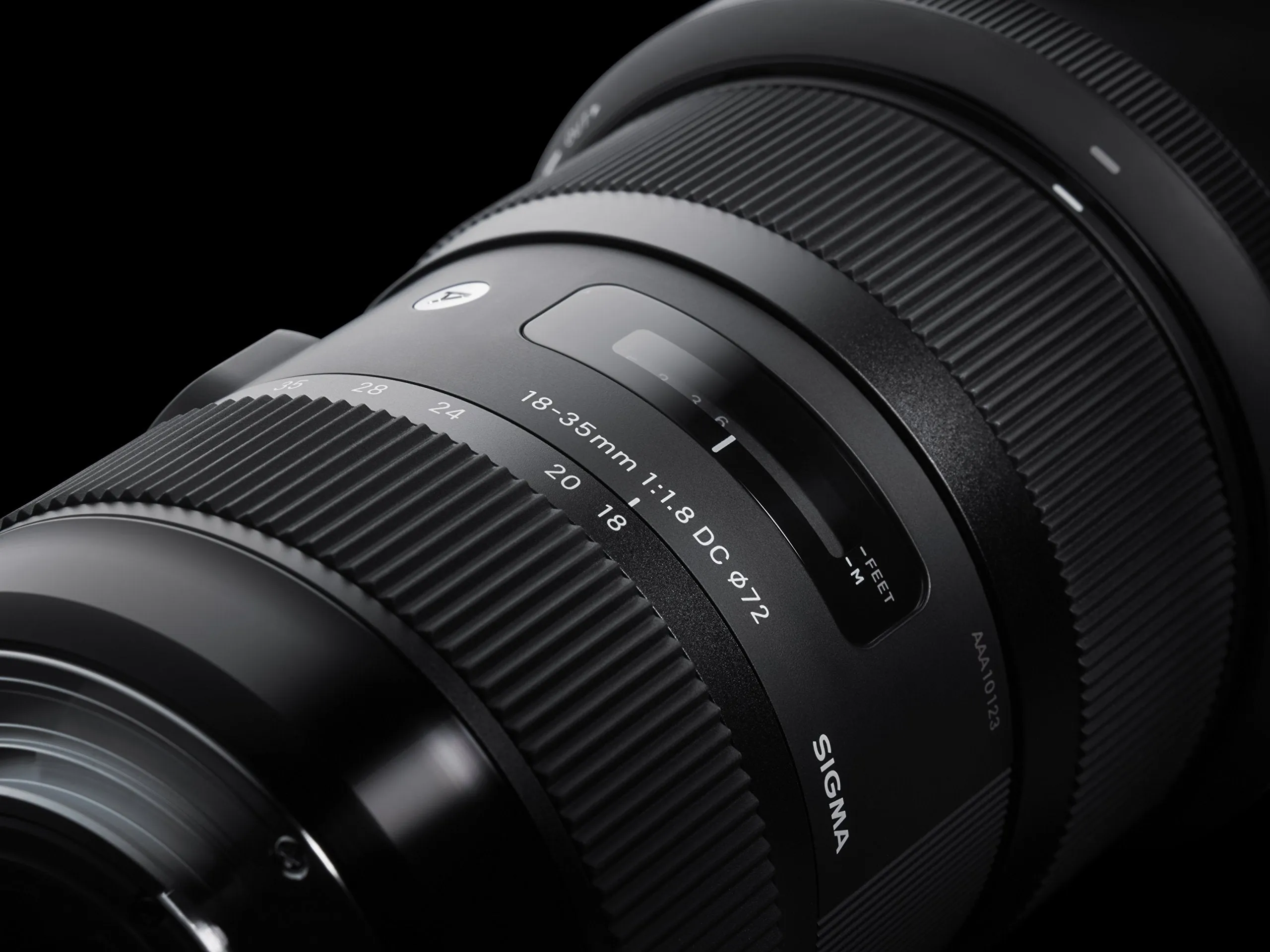 Sigma 18-35mm f/1.8 DC HSM Art Lens (Canon)