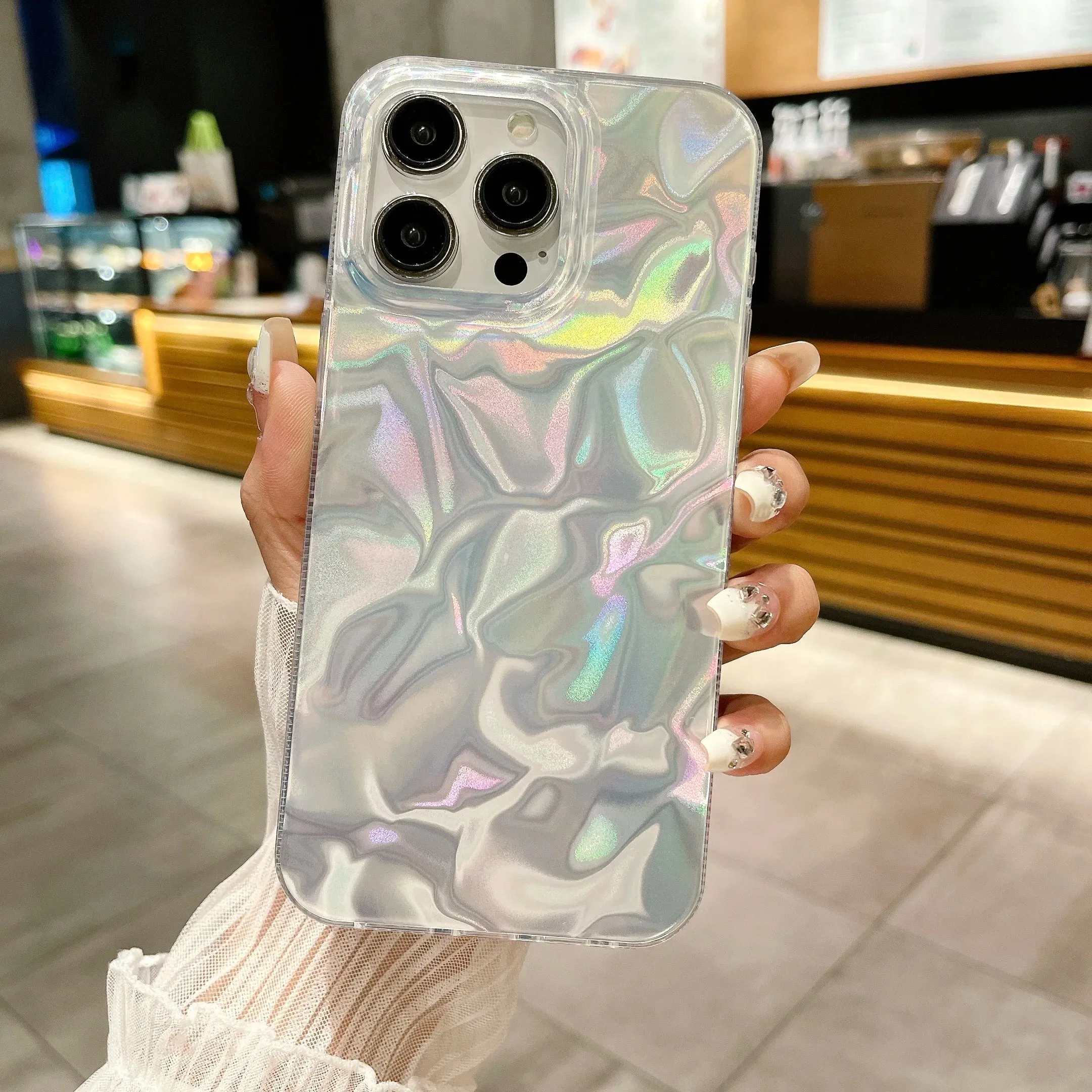 Uakiss Luxury Laser Silver Gradient Phone Case For iPhone 15 13 11 12 14 Pro Max 15 7 8 Plus XR X XS Camera Protective Shockproof Cover